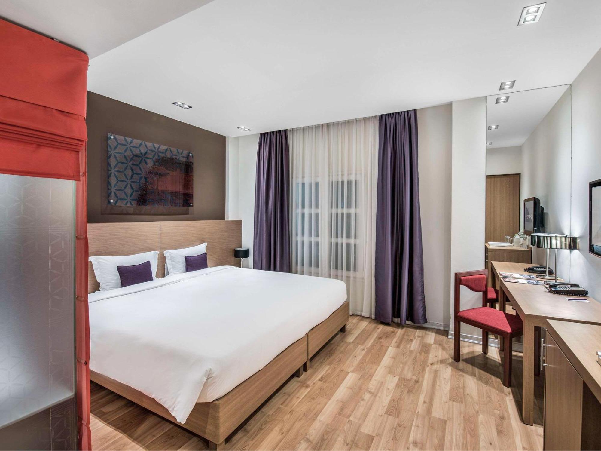 Mercure Hanoi La Gare Hotel Exteriör bild