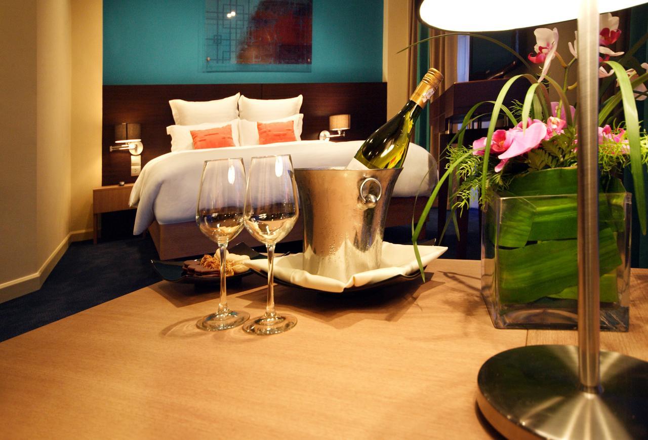 Mercure Hanoi La Gare Hotel Exteriör bild